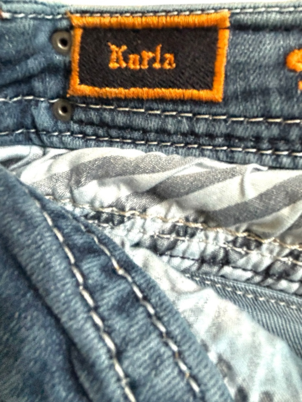 SOLD OUT - Picture 13 of 14